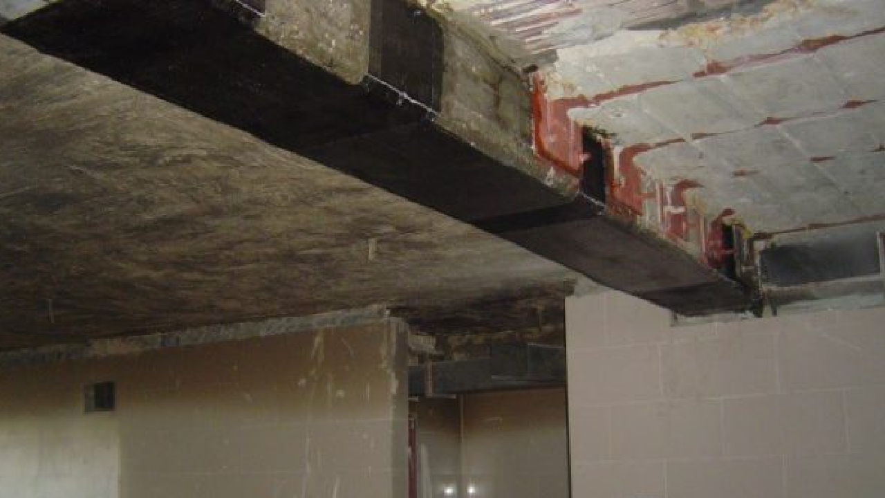 مقاوم سازی تیر بتنی با FRP: صفر تا صد طراحی و اجرا مقاوم سازی تیر بتنی با FRP: صفر تا صد طراحی و اجرا